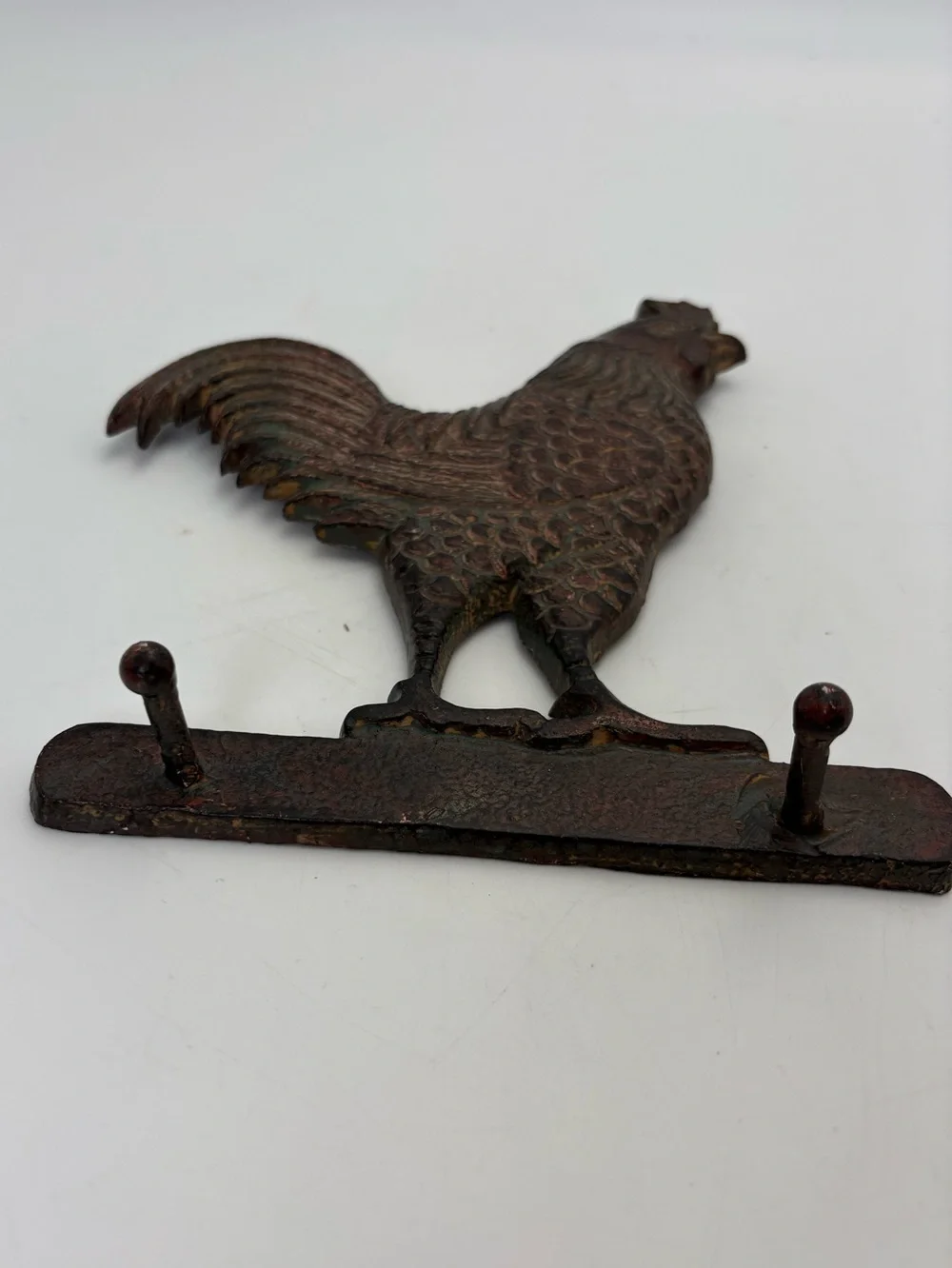 Rustic Iron Rooster Wall Hook - Brown Metal Home Decor